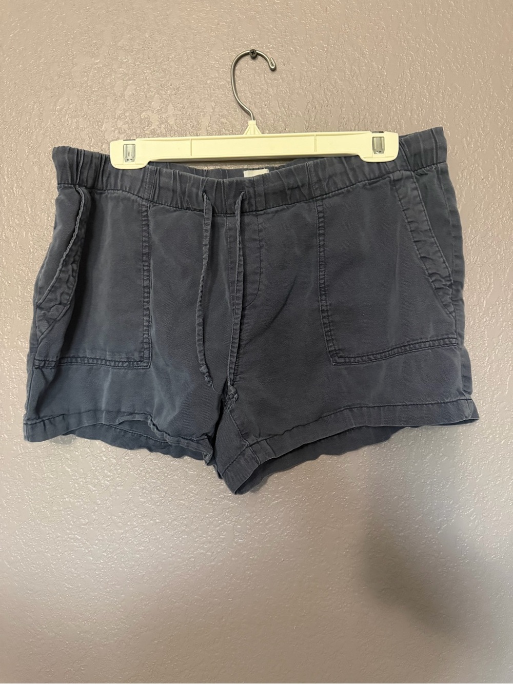 GAP Dark Navy Drawstring Pocket Athletic Shorts